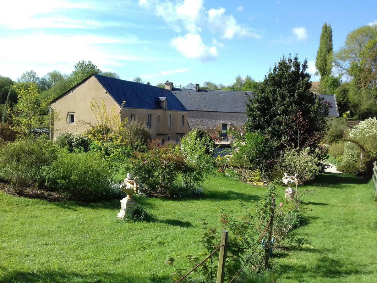 Gite Du Jardin Des Sources Villa Vaux-sur-Seulles Екстериор снимка